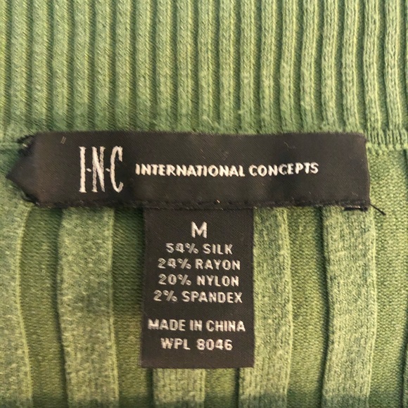 Sweater - Picture 2 of 2